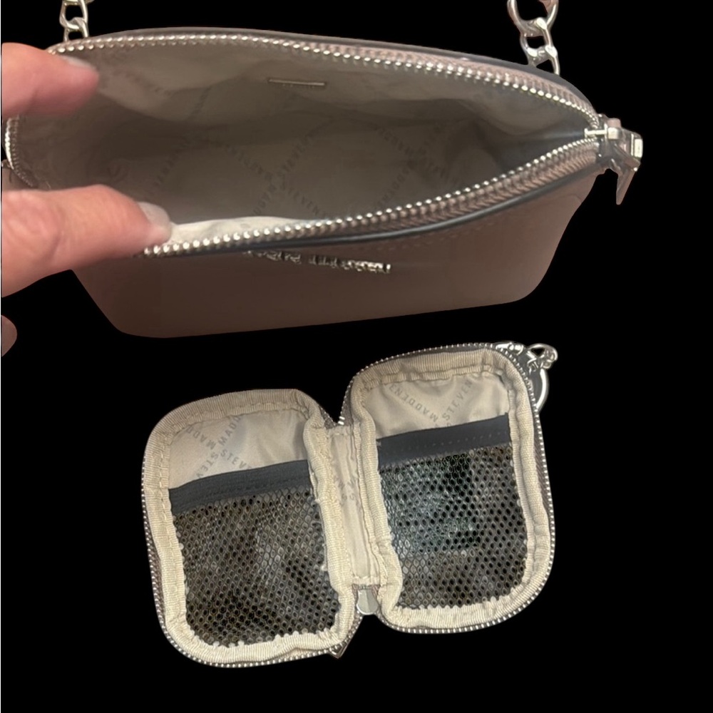 Steve Madden Blush Crossbody Bag plus small coin bag 7x 5 1/2 x3 - Picture 2 of 2